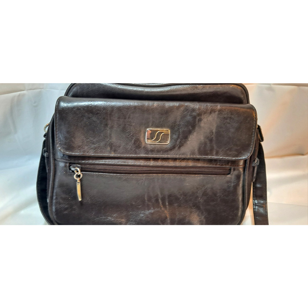 Functional, Multi-pocket Crossbody Handbag - Picture 3 of 7